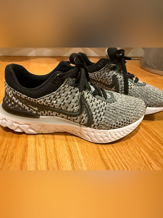 Nike Shoes - Women’s Nike React Infinity Flyknit 3 , Size 9.5